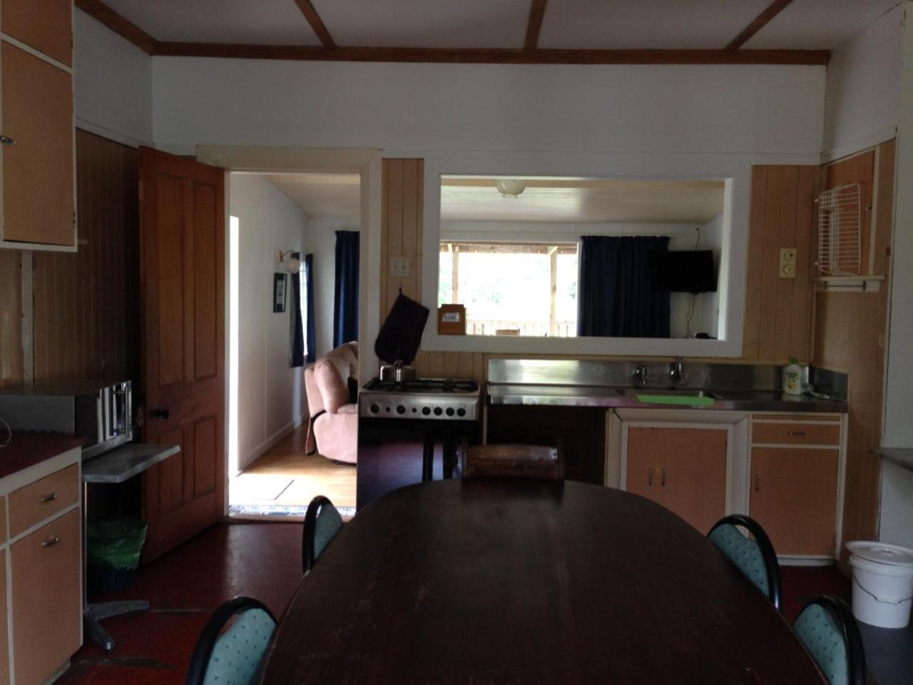 Waipiro Bay Paradise Bed & Breakfast Te Puia Exterior photo